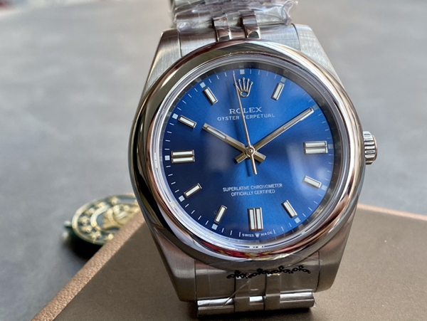 激安ロレックス背面デザイン